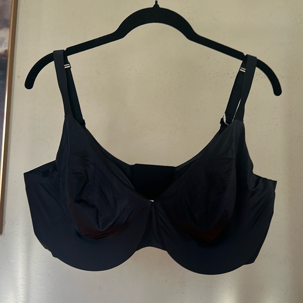 SKIMS Black Bra